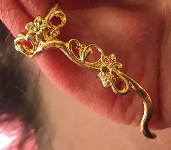 Ear Cuff - Climbing Vine Ear Cuff in Silver or Gold